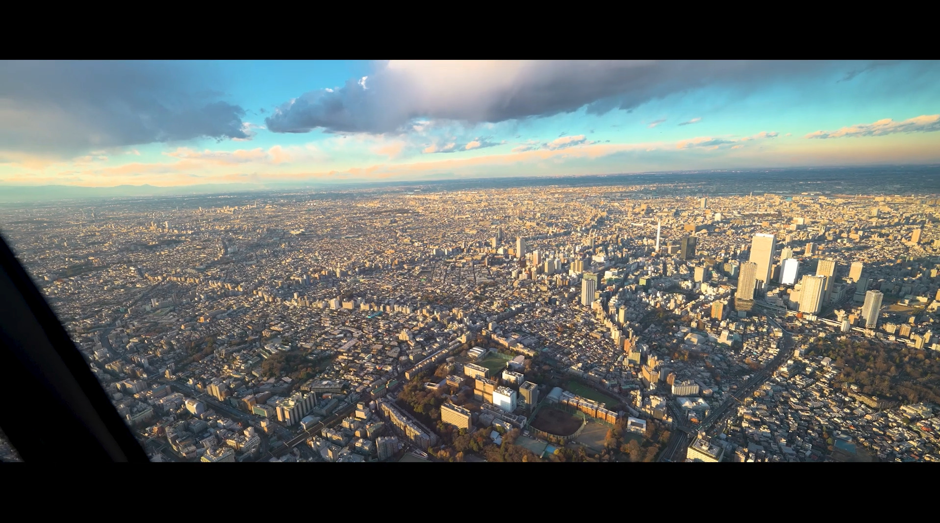 東京