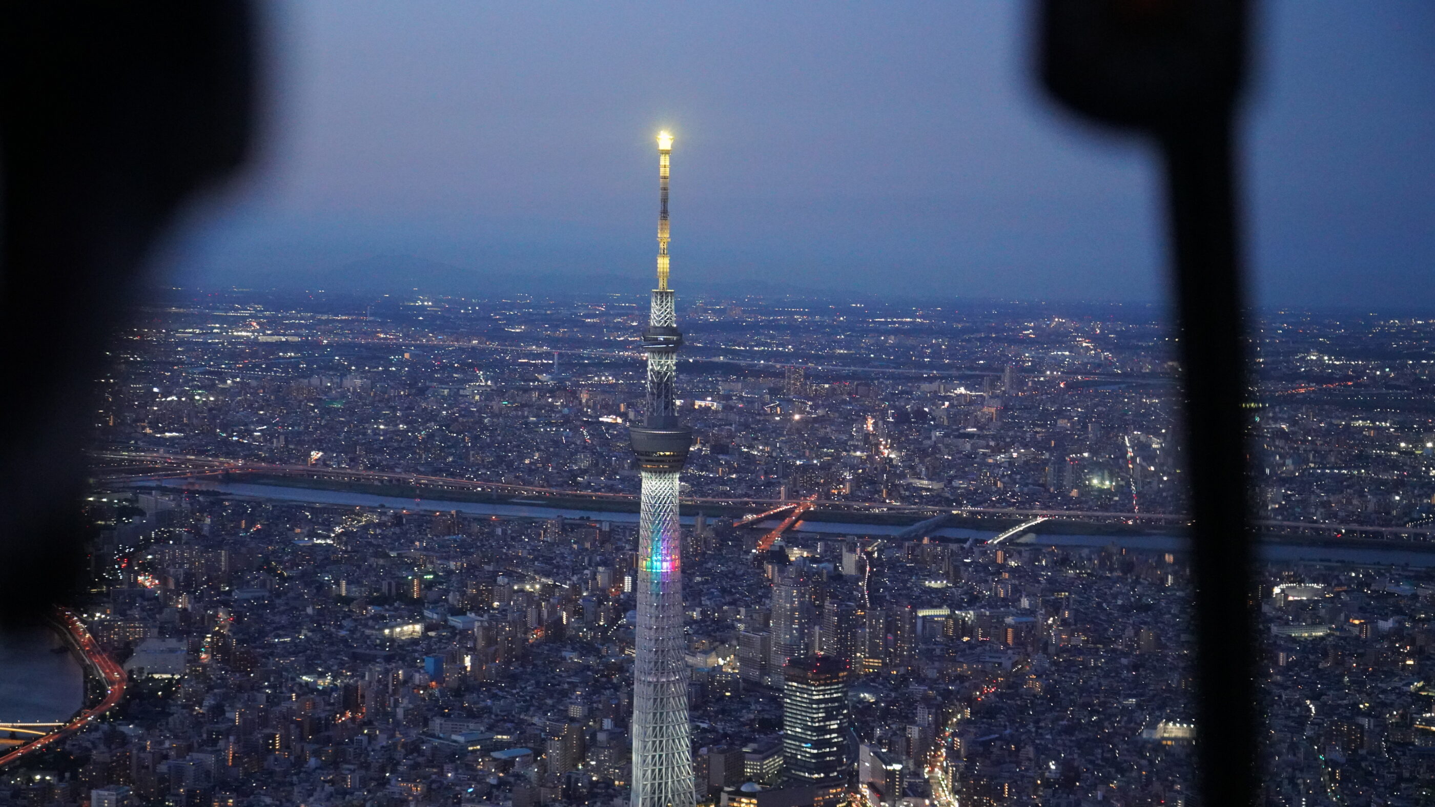 東京