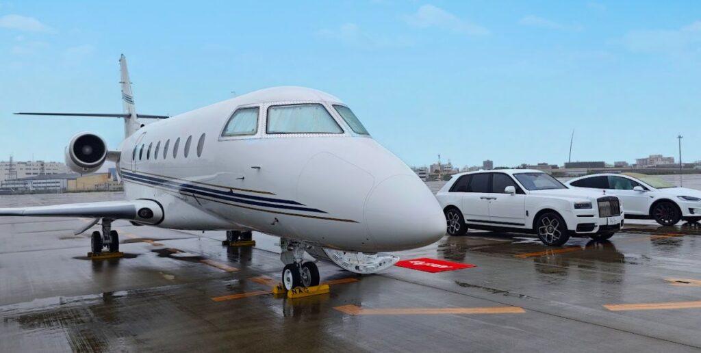 Is Otani's private jet owned Or is it a chartered aircraft